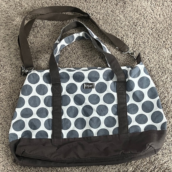 Thirty-One Weekender Bag - Picture 1 of 5